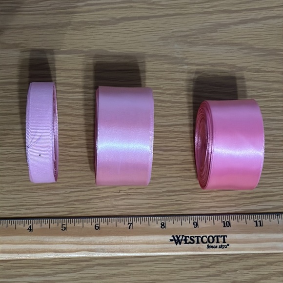 Ribbon lot -pinks - Picture 4 of 6